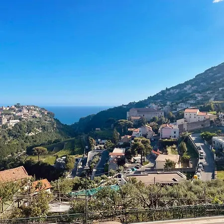 Apartment Il Cortile Fiorito